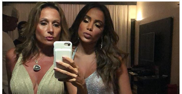 Luisa Mell sensibiliza com cachorro para adoção e Anitta garante: ‘Vai lá para casa’
