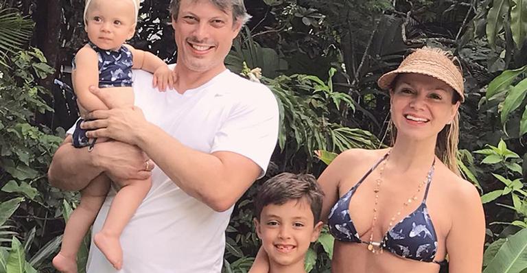 Grávida? Eliana aparece em momento íntimo com o noivo, Adriano, e fãs notam detalhe curioso