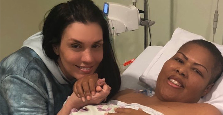Famosos lamentam a morte da cantora Deise Cipriano