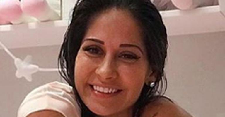 Mayra Cardi combina looks com a filha, Sophia, e fofura encanta fãs: ”Coisinha linda e mais simpática”