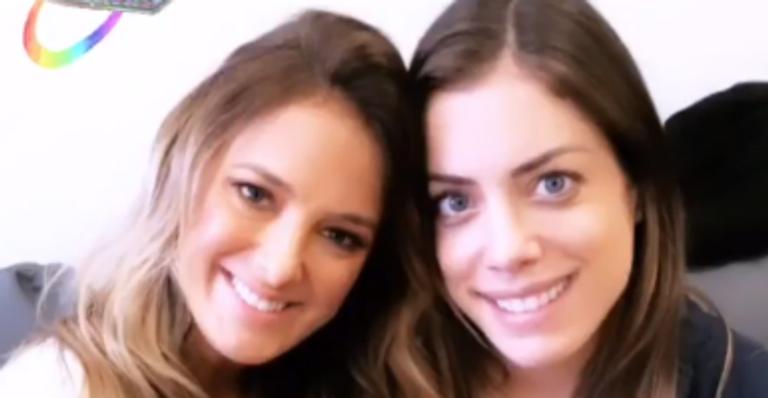 Tici Pinheiro visita ex-enteada, Fabiana Justus, na maternidade e se derrete: ”Minha pequena cresceu”