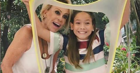 Atriz mirim de ‘Espelho da Vida’ conhece Ana Maria Braga e se emociona: “Um sonho”