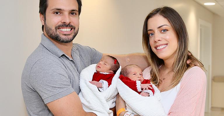 Fabiana Justus encanta web com foto da filha Chiara dormindo: ”Na soneca”