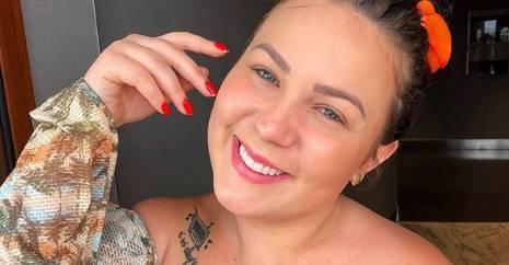 Ex-BBB Maria Claudia relata drama da mãe ao passar por cirurgia: ”Gostaria de estar juntinho”