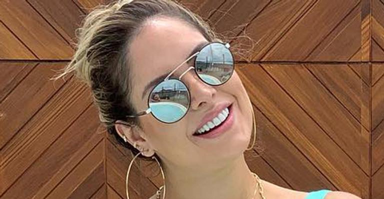 Thyane Dantas comemora a chegada aos 28 anos com maiô de luxo de R$ 1,6 mil