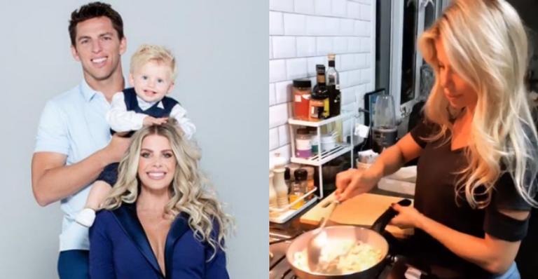 Gente como a gente! Karina Bacchi prepara o jantar enquanto Enrico ajuda na cozinha