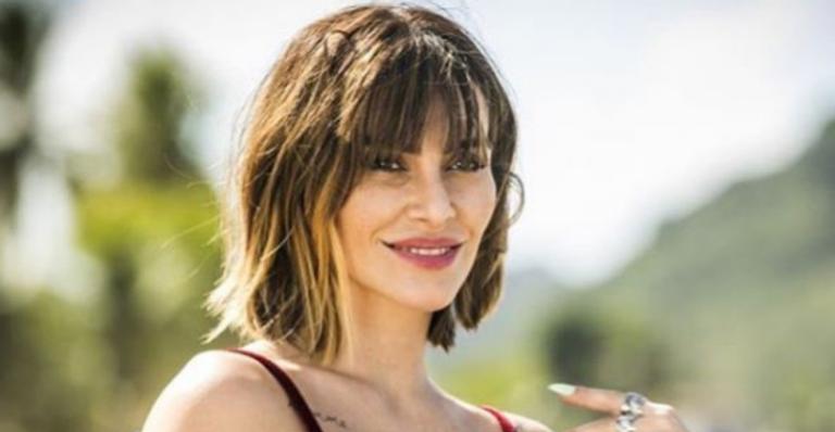 Cleo parabeniza irmão caçula e semelhança deixa fãs perplexos: ”Meu gêmeo”