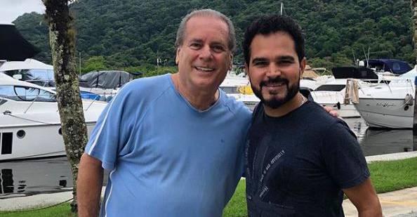 Luciano Camargo se declara ao pai de sua esposa Flávia Fonseca