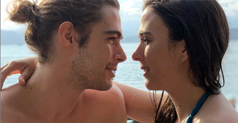 Tatá Werneck fala pela primeira vez sobre a gravidez do primeiro filho com Rafael Vitti