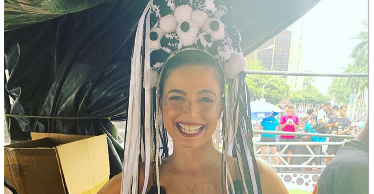 Após desfile, Emanuelle Araújo faz declaração a escola de samba: “De corpo e alma”