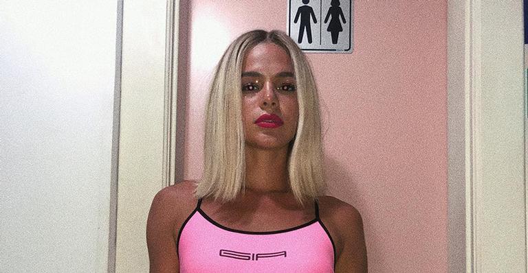 Bruna Marquezine se inspirou na Barbie para fantasia de carnaval