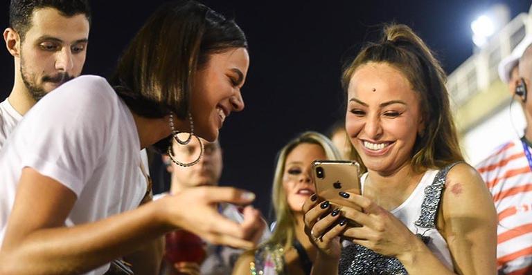 Sabrina Sato brinca ao mostrar Bruna Marquezine com Zoe: ‘Uma babá quase perfeita’