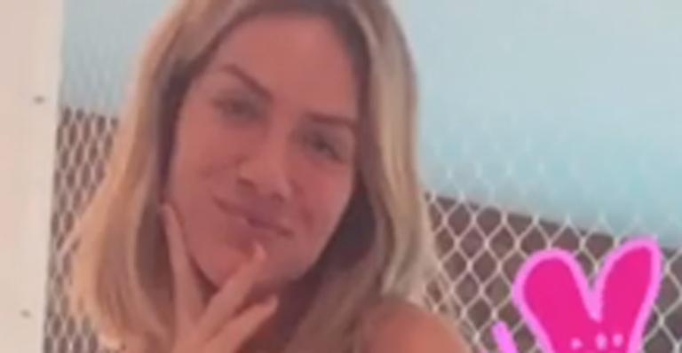 Giovanna Ewbank fica em choque ao chegar em casa e exibe a quantidade de ”recebidos”