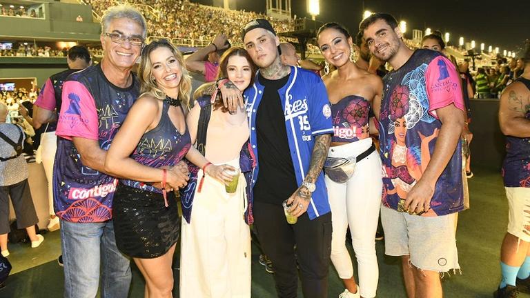 Exclusivo: Bastidores do desfile das campeãs no carnaval carioca