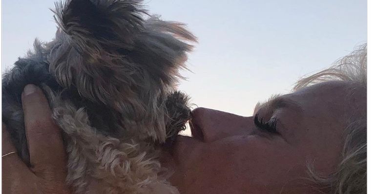 Xuxa desabafa após morte de seu cachorrinho Dudu: ‘Meu amorzinho de pelos’