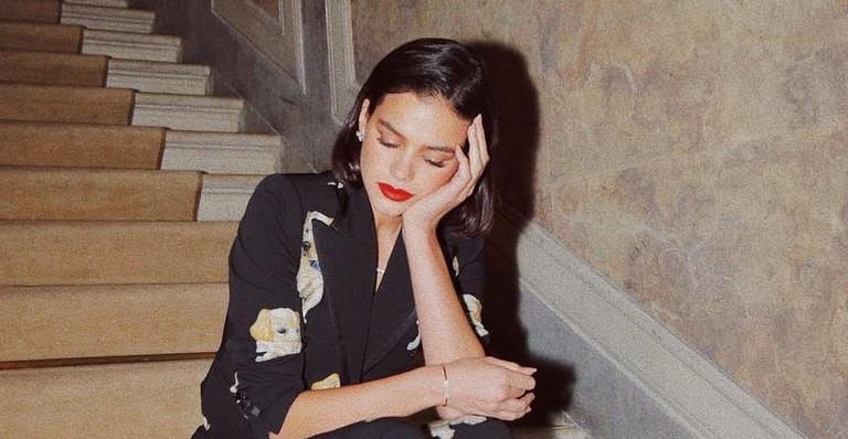 Em desabafo, Bruna Marquezine reflete sobre negatividade: ‘Não entendo quem julga tão facilmente’