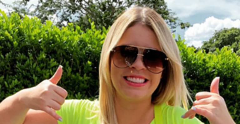 Marília Mendonça faz homenagem para fãs: “Nada chega aos pés desse amor”