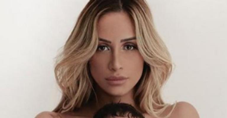 Ex-Panicat Babi Muniz apresenta seu bebê: ”Prazer, Pedro”
