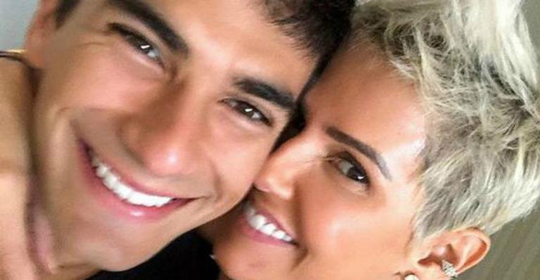 Deborah Secco parabeniza Hugo Moura por papel em ‘Malhação’