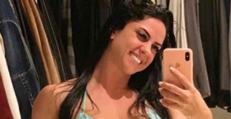 Graciele Lacerda usa biquíni dentro de closet luxuoso e ostenta corpão: ”Conferindo o shape”