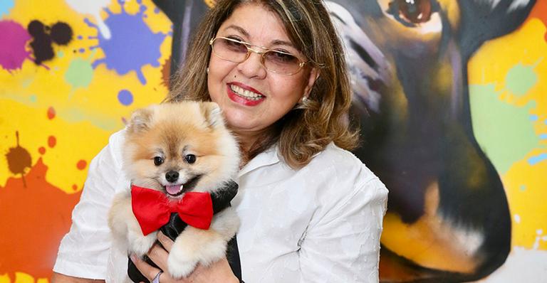 Roberta Miranda faz festa luxuosa para o primeiro aniversário de seu cãozinho