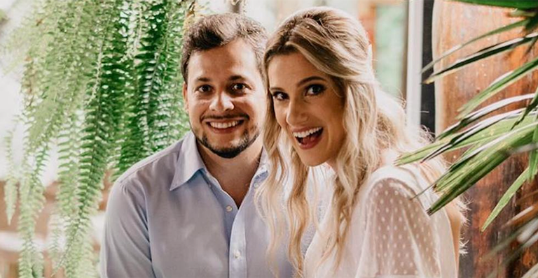 Atriz do seriado ‘Sandy e Junior’ se casa e recebe recado da cantora
