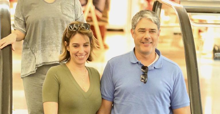 William Bonner curte passeio com a mulher no Rio de Janeiro
