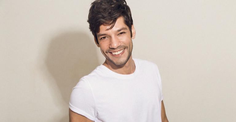 ‘Espelho da Vida’: Patrick Sampaio se despede da trama e comenta sobre seus personagens, Felipe e Otávio