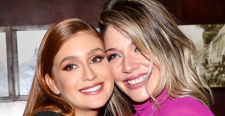 Marina Ruy Barbosa aparece sorridente em primeiro evento público após polêmica