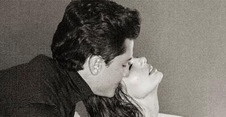 Klebber Toledo e Camila Queiroz surgem em clique ousado
