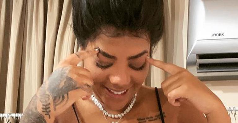 Ludmilla posa só de calcinha e arranca suspiros dos fãs: ”Tô doidona”