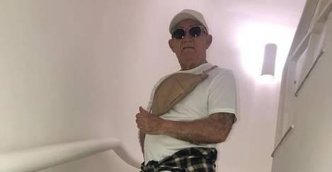Com looks despojados e bom humor, Renato Aragão vira ‘blogueiro’ nas redes sociais