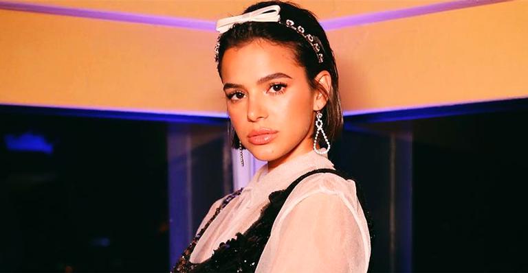 Bruna Marquezine impressiona ao mostrar o banheiro luxuoso de sua mansão
