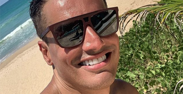 Após ter seu destino definido no SBT, Leo Dias anuncia novo projeto fora da TV
