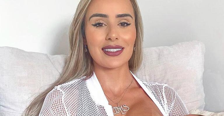 Letícia Santiago mostra momento da amamentação e desabafa: ”Dói tanto que eu dou um grito”