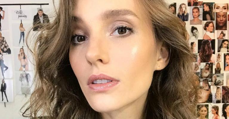 Isabel Hickmann choca ao surgir com cabelo totalmente diferente: “Uma nova Isabel”