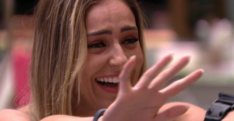BBB19: Paula vence com comentário polêmico de Leifert: ”Aqui fora tá difícil”