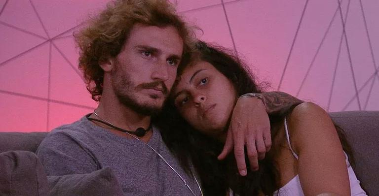 Ex-BBBs Hana e Alan aparecem juntos em passeio de helicóptero e fãs se confundem