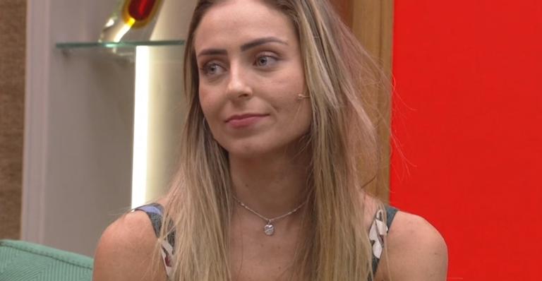 Campeã do BBB19, Paula participa do É de Casa e conta como vai gastar o prêmio
