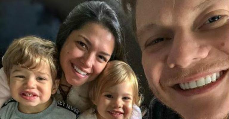No aniversário, Thais Fersoza ganha nova surpresa especial da família: ”Cercada de amor”