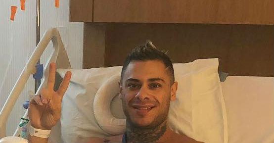 Léo Stronda tranquiliza fãs após cirurgia: “Não me parou e não vai me parar”