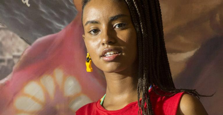 Resumo ‘Malhação: Toda Forma de Amar’: Daniel convida Jaqueline para sair