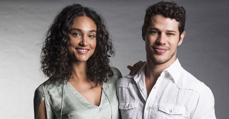 Débora Nascimento e José Loreto são flagrados curtindo Domingo de Páscoa