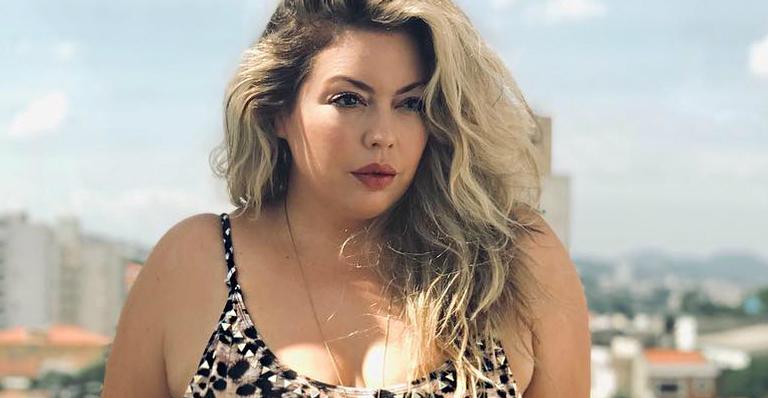 Fluvia Lacerda mostra barriga flácida pós-gravidez e conta: ”Nunca me incomodou”