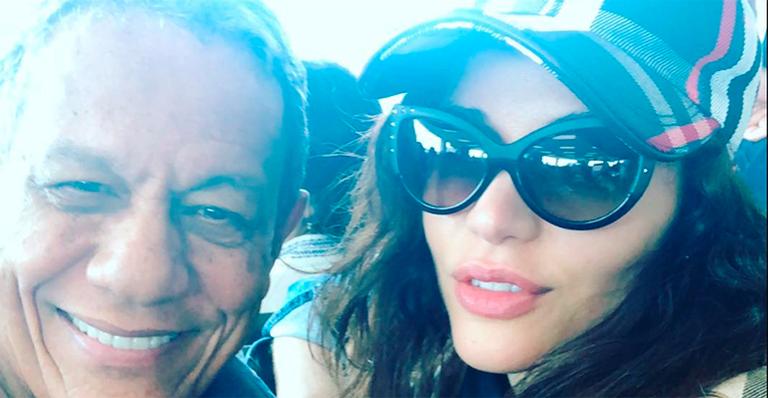 Maria Melilo mostra momento íntimo com o namorado de 75 anos