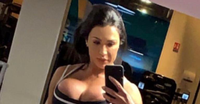 Gracyanne Barbosa reclama de treinar só uma hora: ”Frustrada”