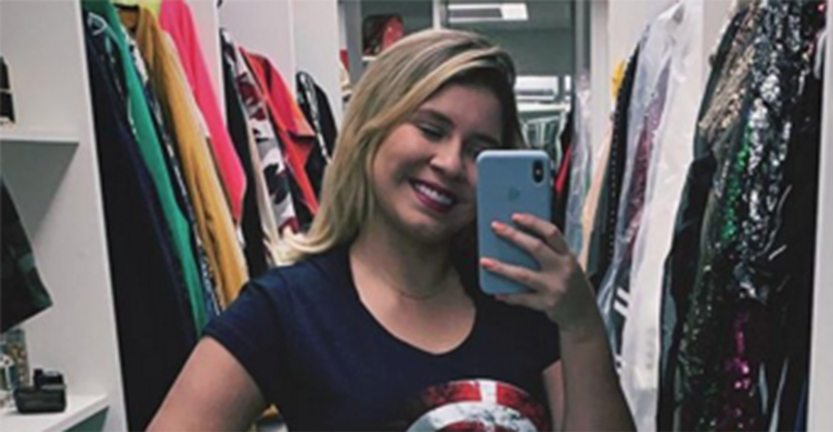Marília Mendonça mostra foto dos oito irmãos e semelhança impressiona
