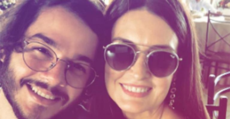 Fátima Bernardes e Túlio Gadêlha roubam a cena em casamento
