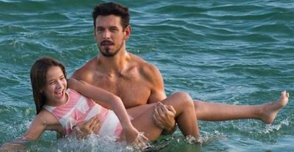 João Vicente faz homenagem comovente para Clara Galinari e atriz mirim se derrete