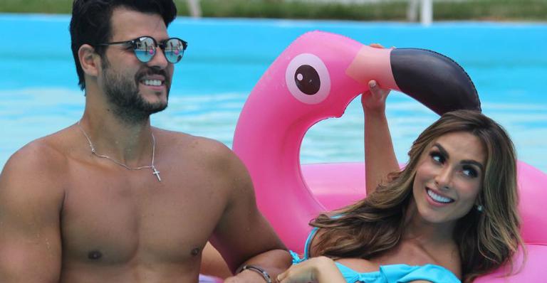 Marcelo Bimbi não será avisado sobre a morte do irmão durante o ‘Power Couple’